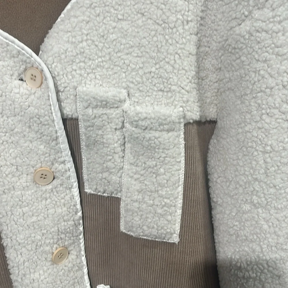 Little Mountain Vancouver Cordova Sherpa jacket in ivory - size large - Picture 5 of 8